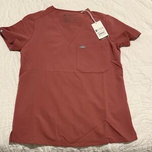 Figs Women's Short Sleeve V-Neck Top - Brick Red